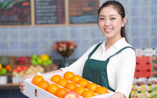 零售及消费品类